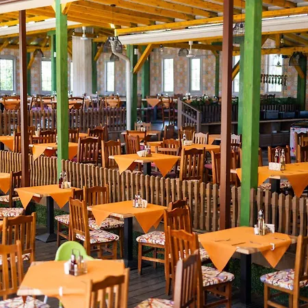 Elbrus Hotel